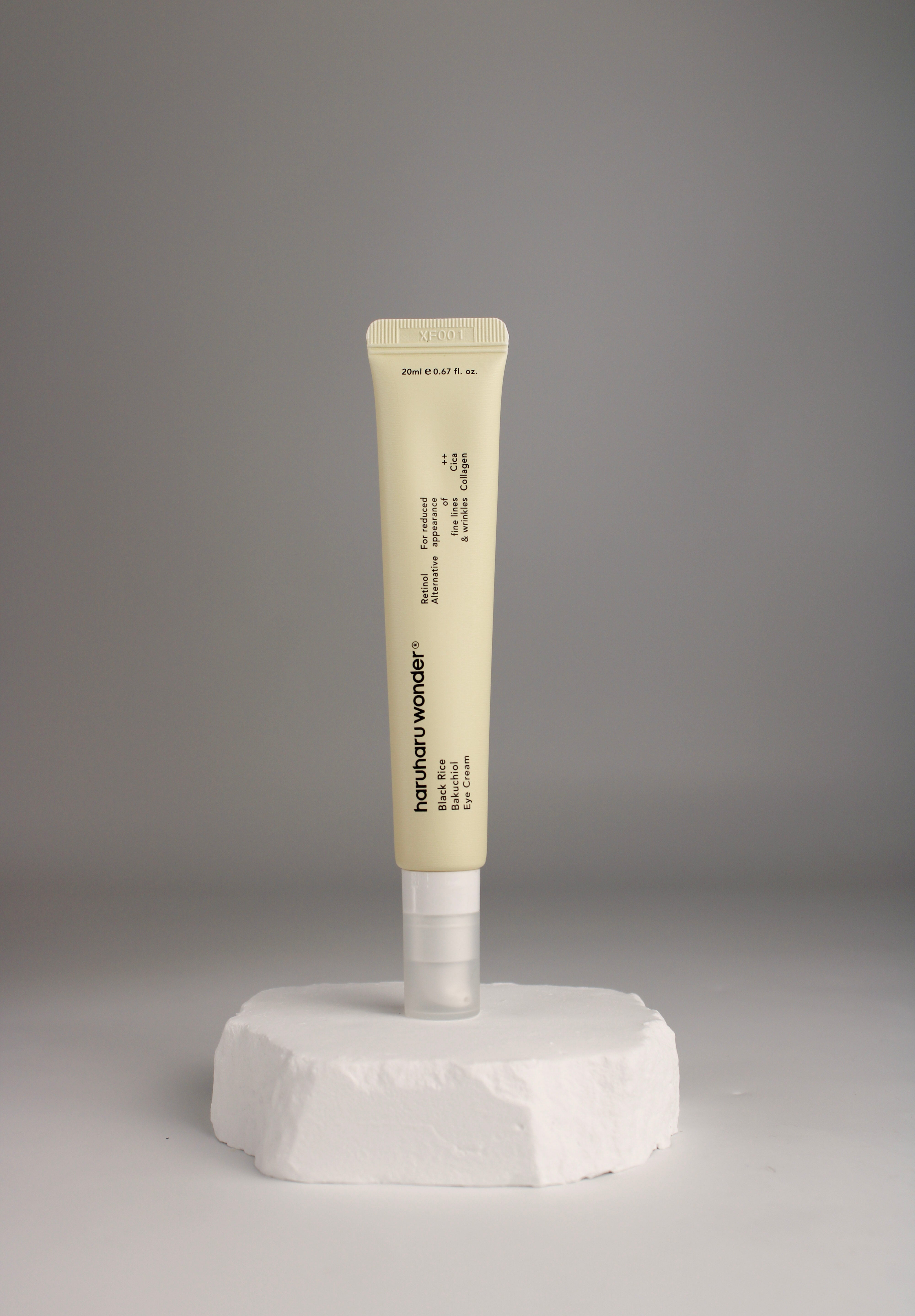 Crème contour des yeux au riz noir et bakuchiol Haruharu Wonder – soin anti-âge hydratant et raffermissant