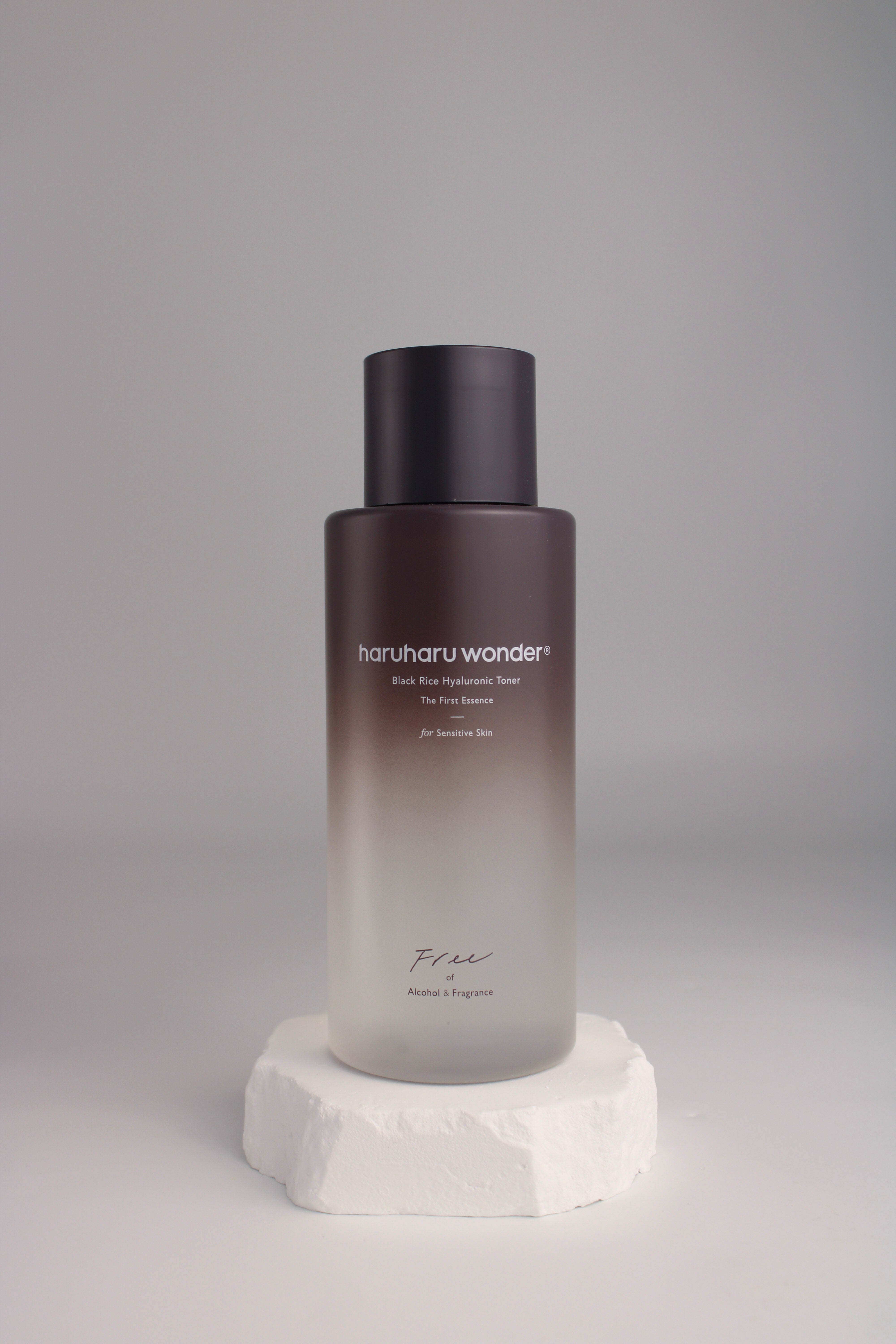 Toner hyaluronique riz noir Haruharu Wonder – grand format 300 ml pour peau sensible, hydratation longue durée