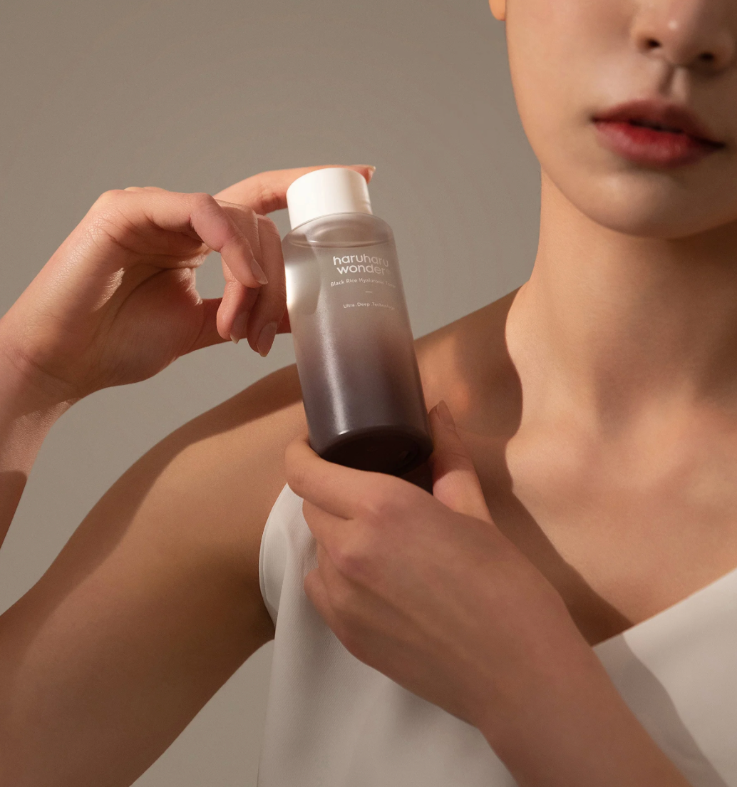 Haruharu Wonder Black Rice Hyaluronic Toner – Toner hydratant coréen au riz noir