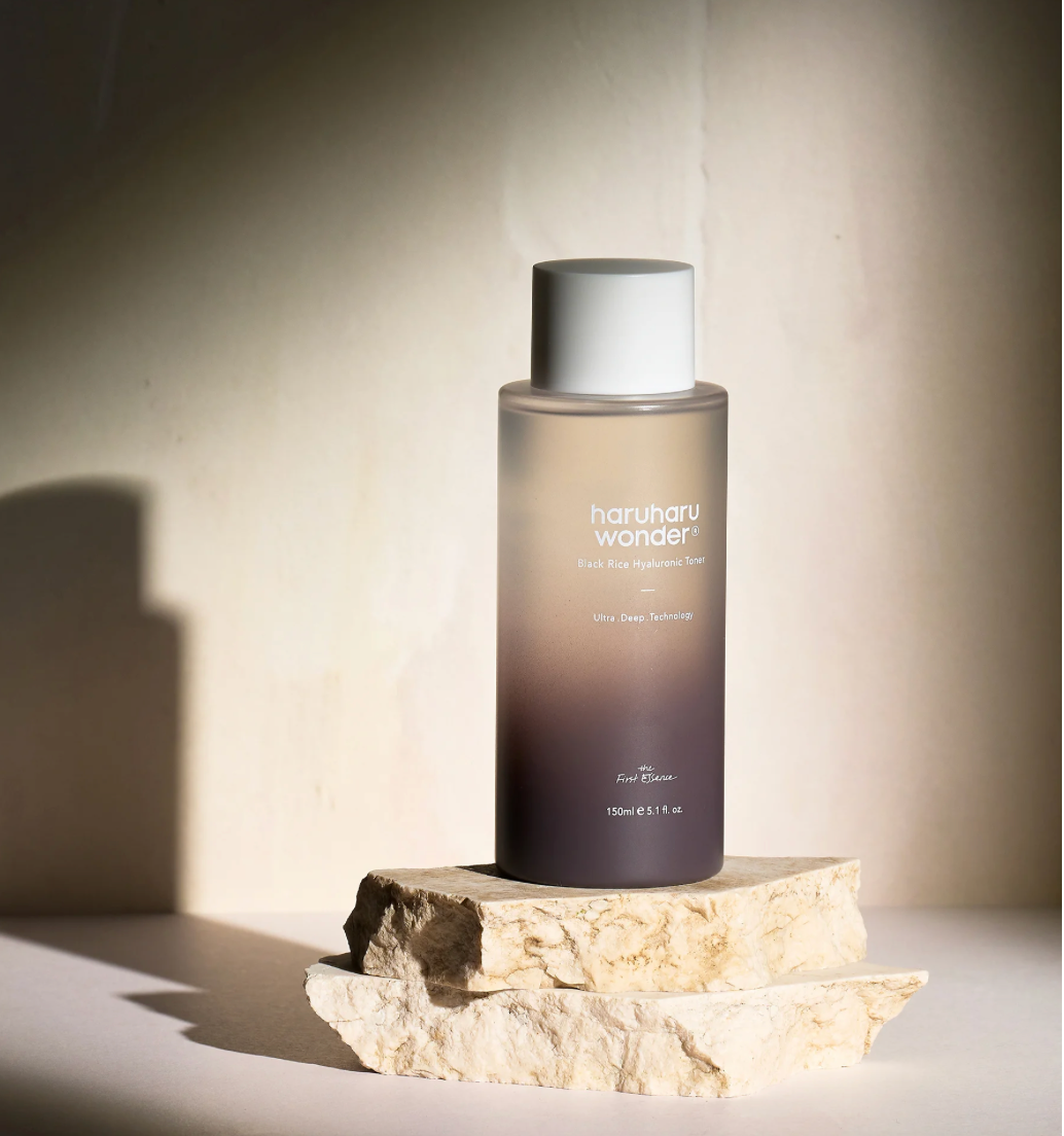 Haruharu Wonder Black Rice Hyaluronic Toner – Toner hydratant coréen au riz noir