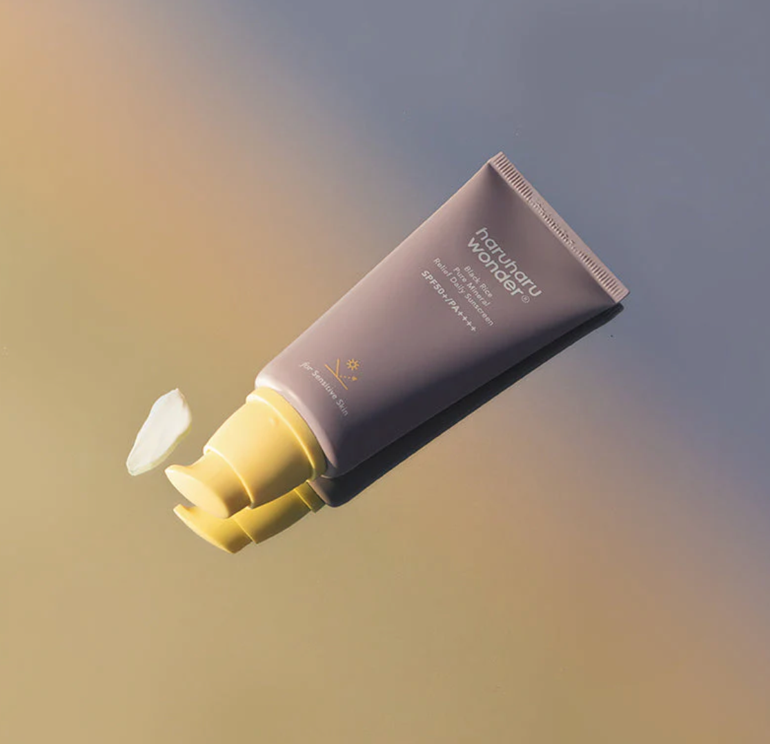 Haruharu Wonder Black Rice Pure Mineral Relief SPF50 – Crème solaire minérale au riz noir