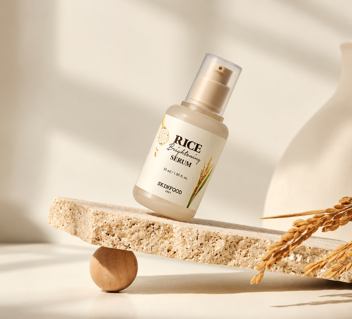 SKINFOOD – Rice Brightening Serum – Sérum éclat au riz, hydratant et affinant les pores – 55 ml